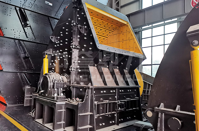 重型錘式破碎機(jī)結(jié)構(gòu)圖