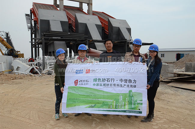 �������a��