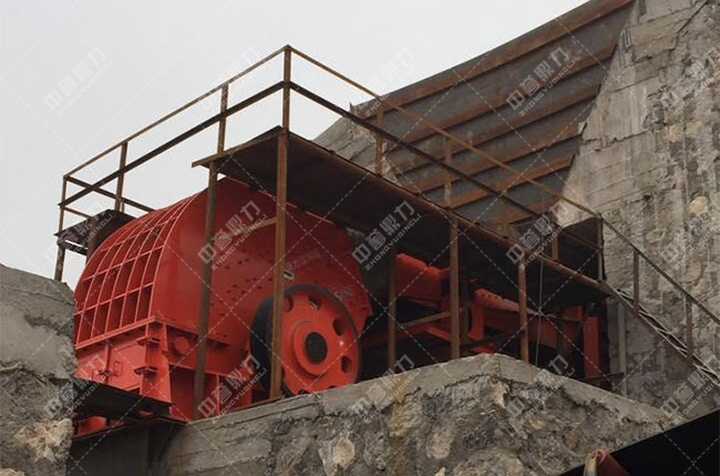 錘式破碎機(jī) 錘式破碎機(jī)
