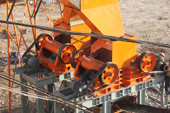 青石顎式破碎機 青石顎式破碎機