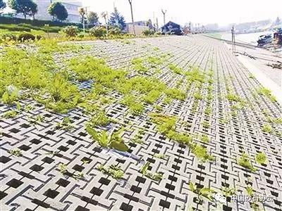 �u������