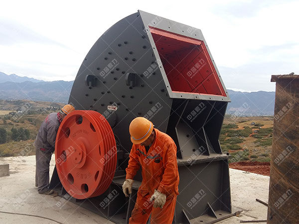 大型化、智能化破碎機