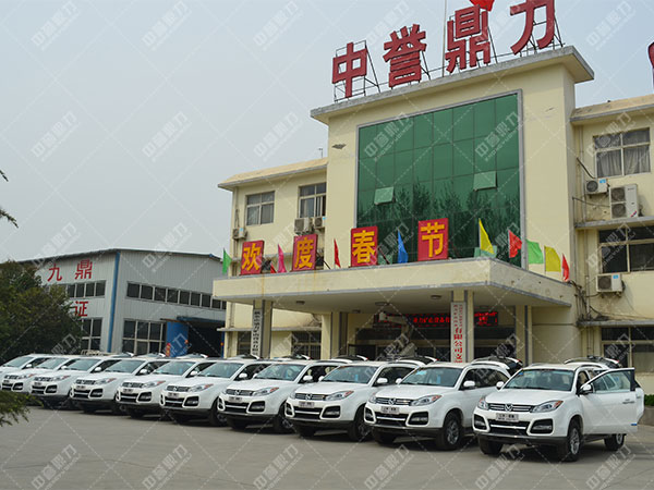 時產100噸破石機