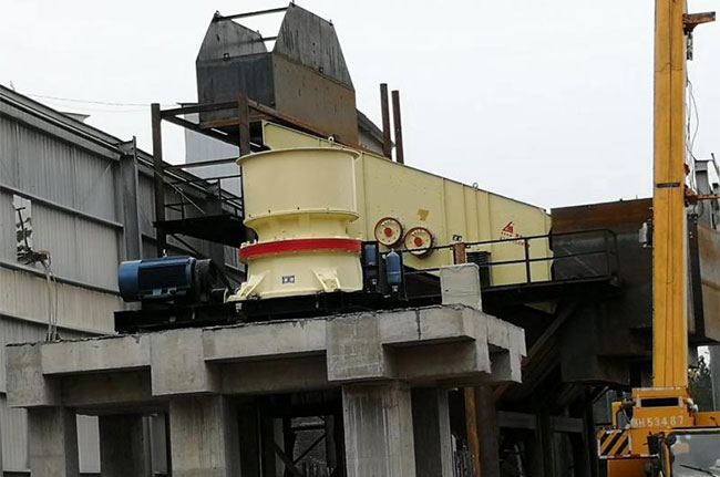 小型單缸液壓式圓錐礦山破碎機