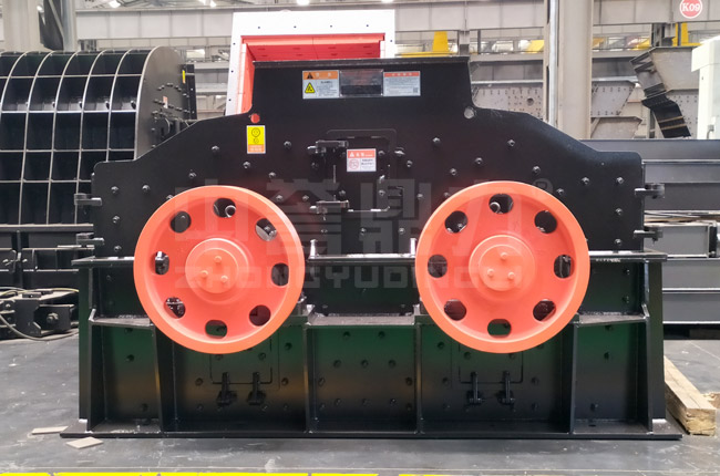 SZJ1516破碎機(jī)